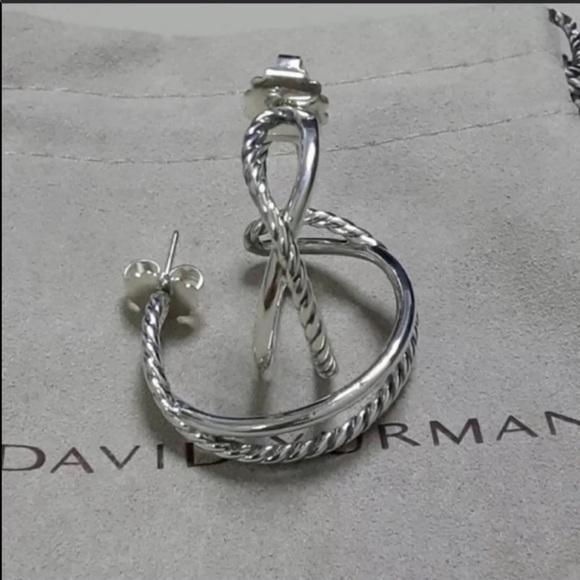 🍀David Yurman Crossover Earrings💚 - Picture 2 of 5
